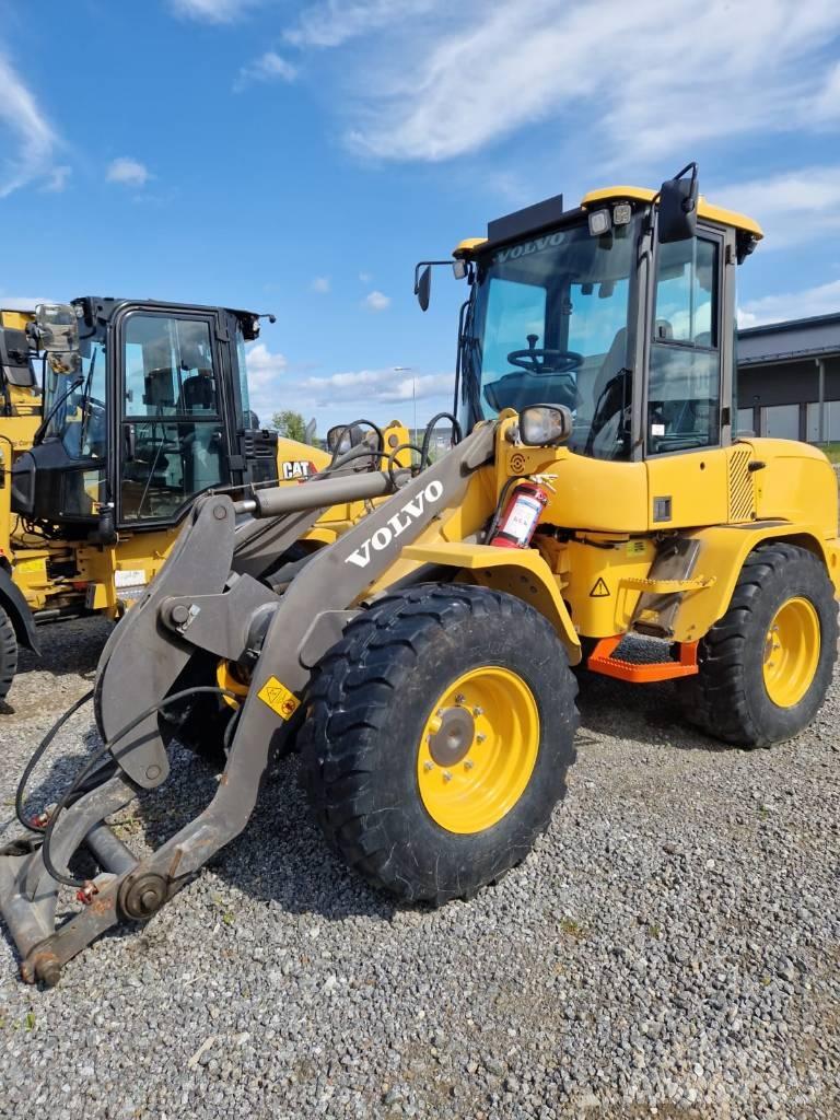 Volvo L 30 G ホイールローダー・タイヤショベル