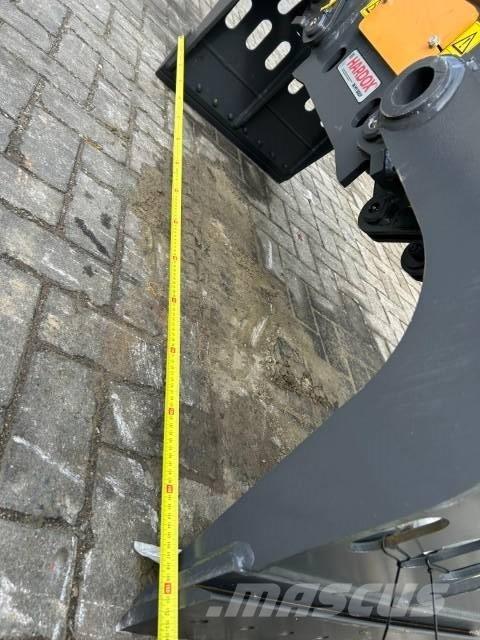 Trevibenne PMG 08 C グラップル