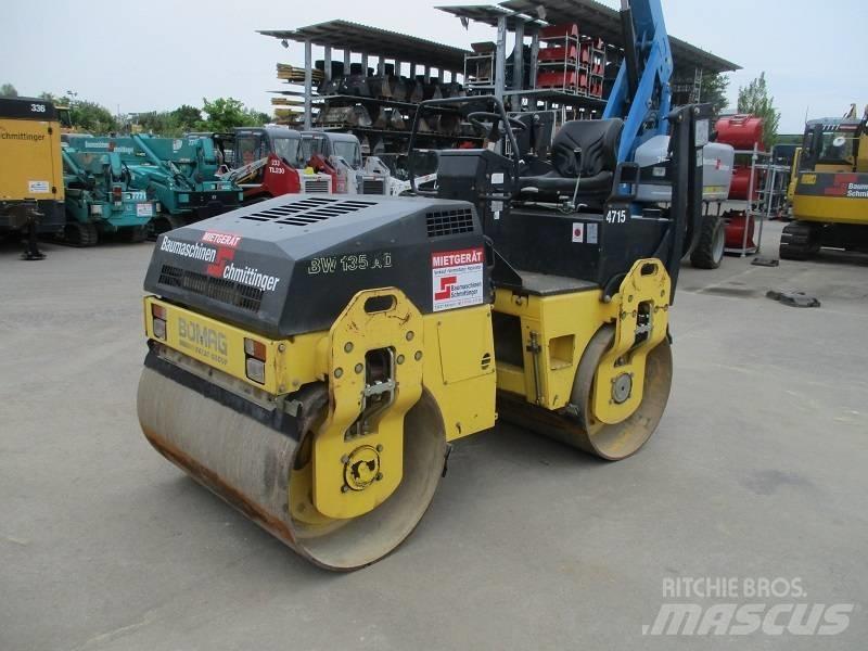 Bomag BW 135 AD タンデムローラ