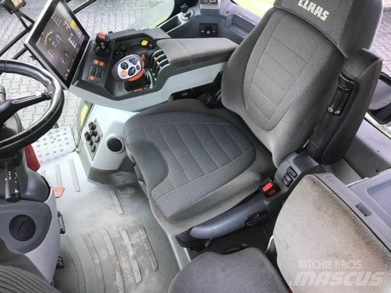 CLAAS AXION 870 トラクター