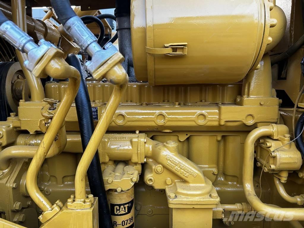 CAT D7G ブルドーザー