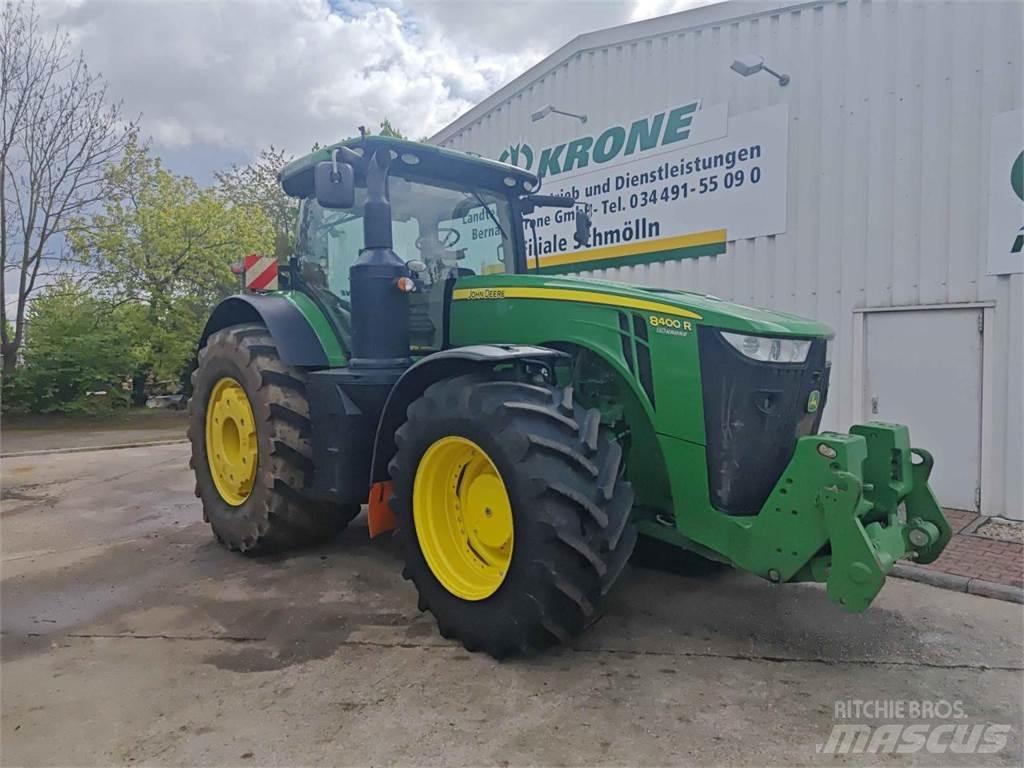 John Deere 8400R トラクター