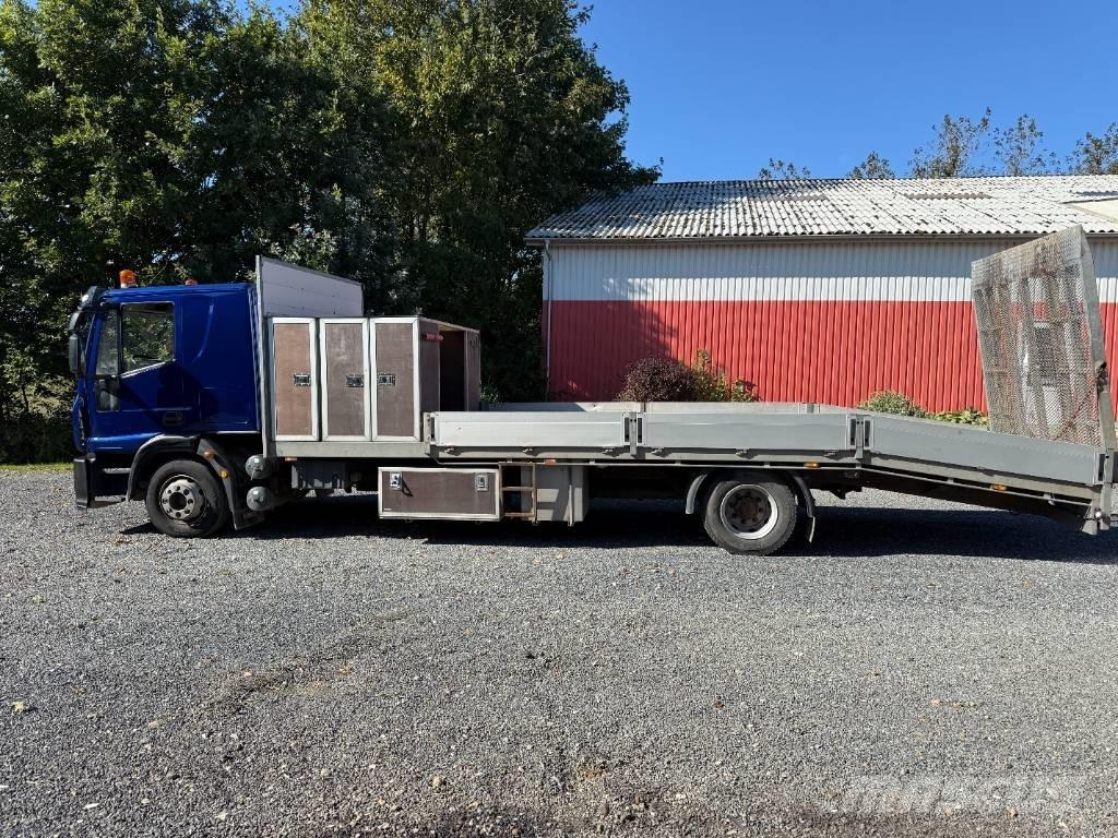 Iveco Cargo 120E22 車両運搬車、キャリアカー