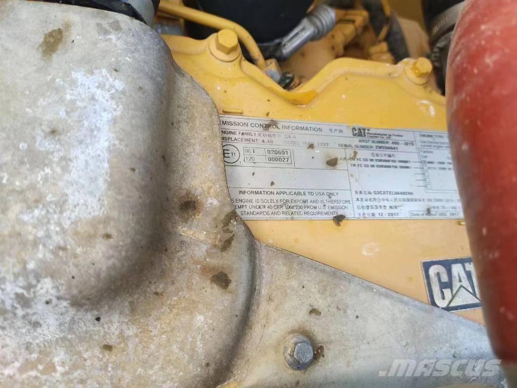 CAT 320GC 大型油圧ショベル12t以上（パワーショベル・ユンボ）