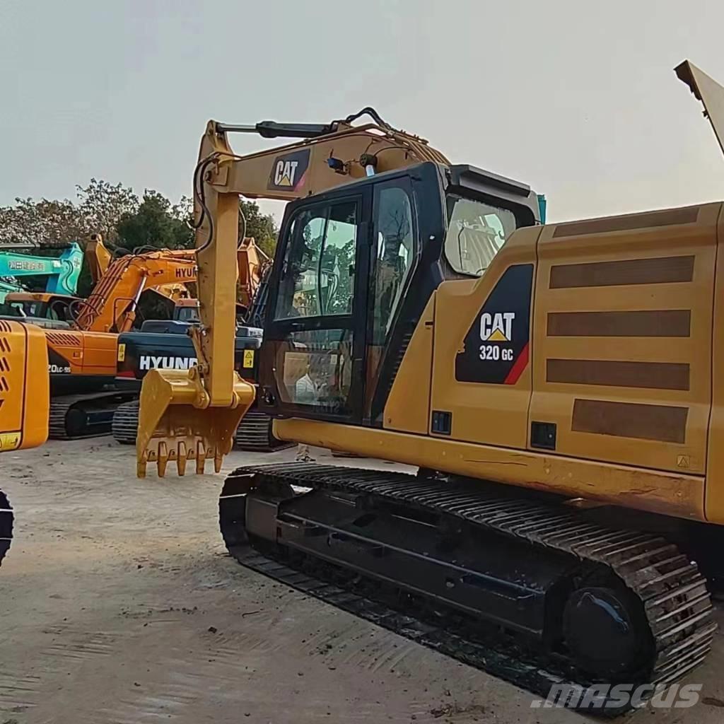 CAT 320GC 大型油圧ショベル12t以上（パワーショベル・ユンボ）