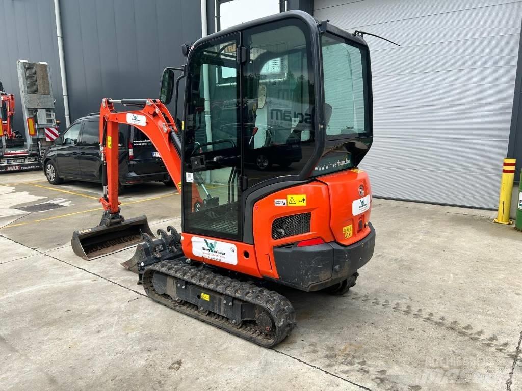 Kubota KX 019-4 ミニ油圧ショベル 7t以下（ミニユンボ・ミニディガー）