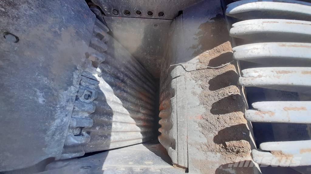 Terex Finlay J1170 クラッシャー固定式