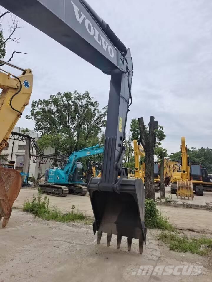 Volvo EC 210 D 大型油圧ショベル12t以上（パワーショベル・ユンボ）