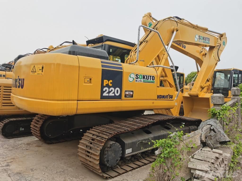 Komatsu PC 220-7 大型油圧ショベル12t以上（パワーショベル・ユンボ）