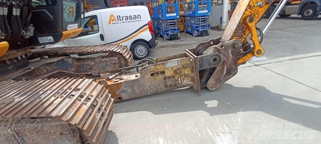 JCB JS 210 LC 大型油圧ショベル12t以上（パワーショベル・ユンボ）