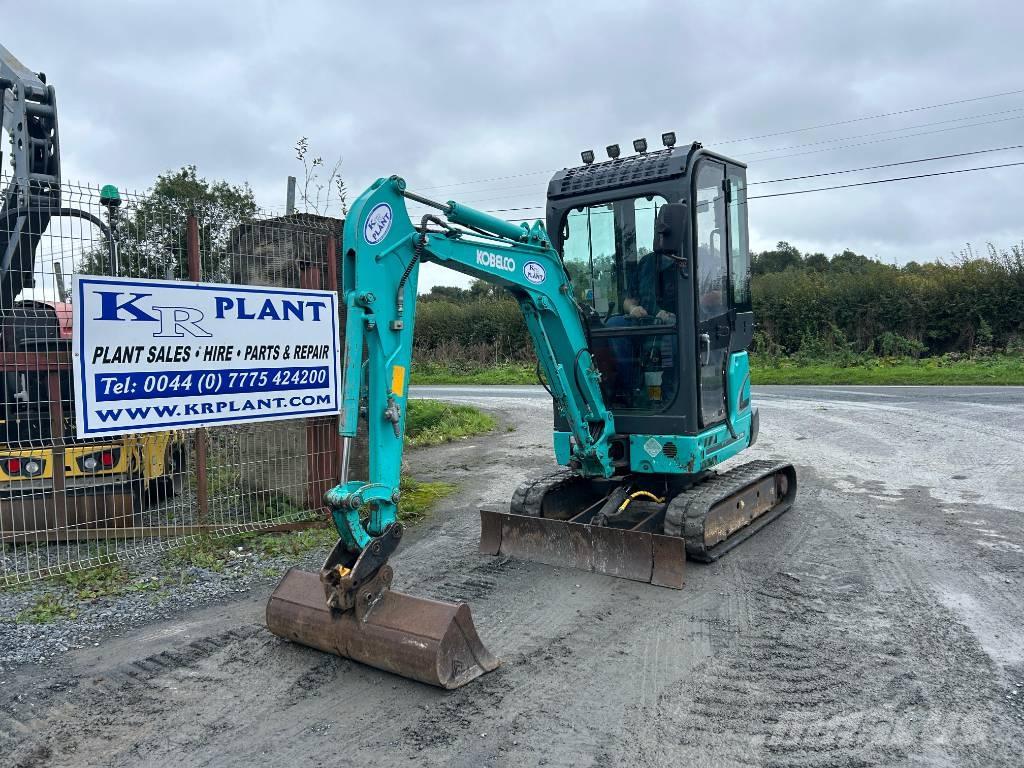 Kobelco SK 17 SR ミニ油圧ショベル 7t以下（ミニユンボ・ミニディガー）