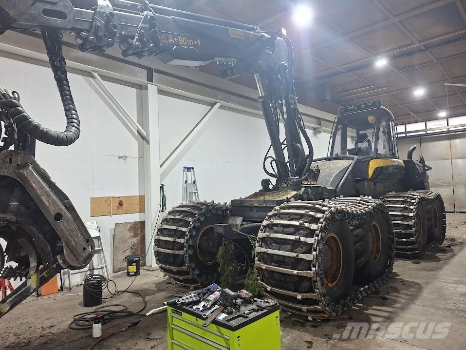 Ponsse Bear 8W ハーベスター