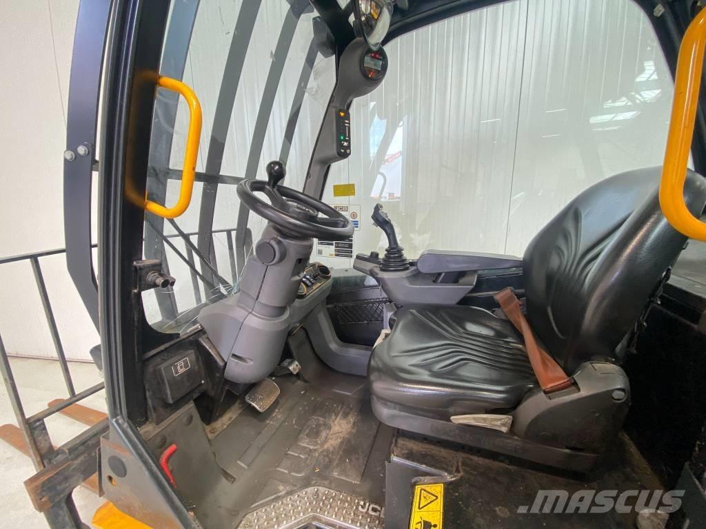 JCB TLT30-19D-2WD ディーゼル・軽油