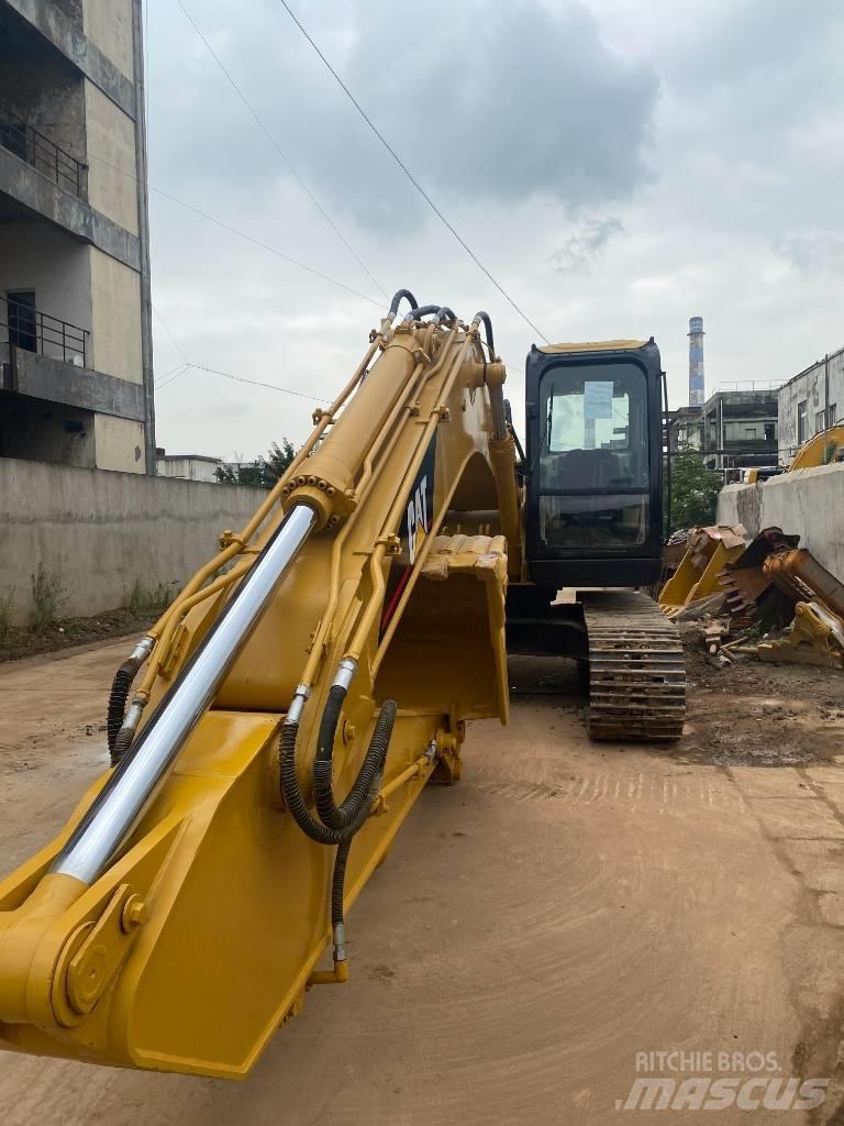 CAT 320 C 大型油圧ショベル12t以上（パワーショベル・ユンボ）