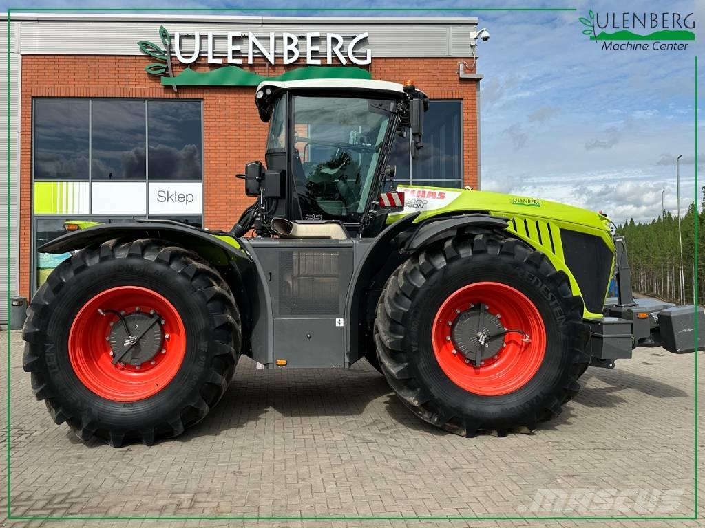 CLAAS Xerion 5000 トラクター