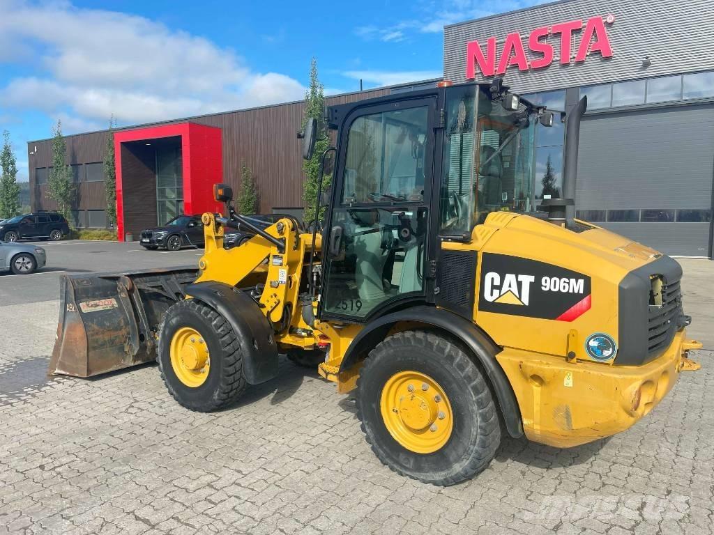 CAT 906M ホイールローダー・タイヤショベル