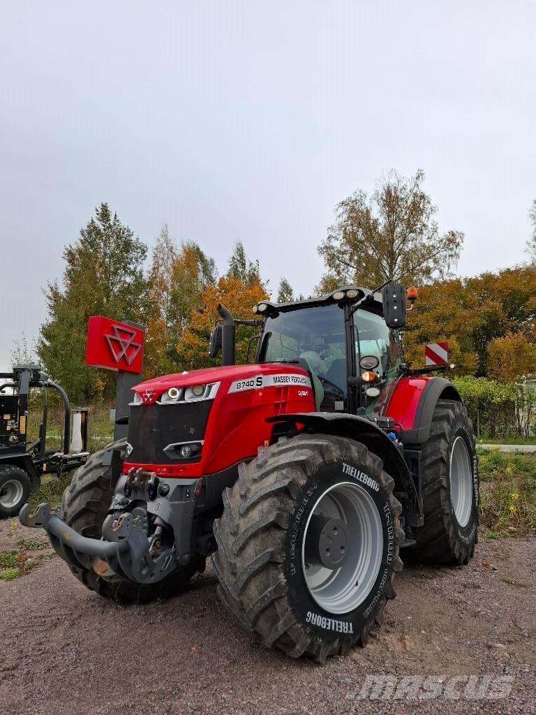 Massey Ferguson 8740 トラクター