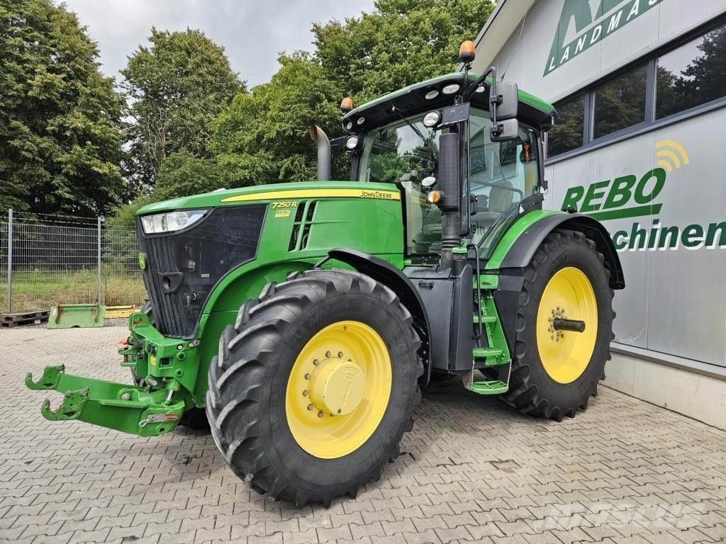 John Deere 7250R トラクター