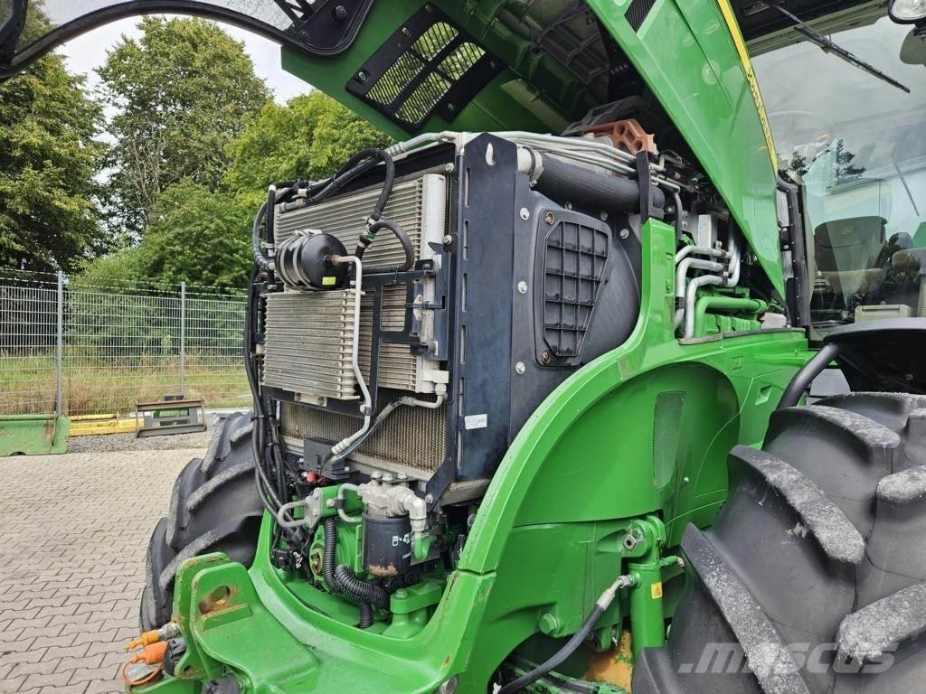 John Deere 7250R トラクター