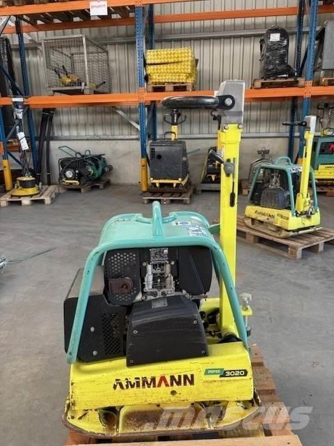 Ammann APR 3020 プレートコンパクター
