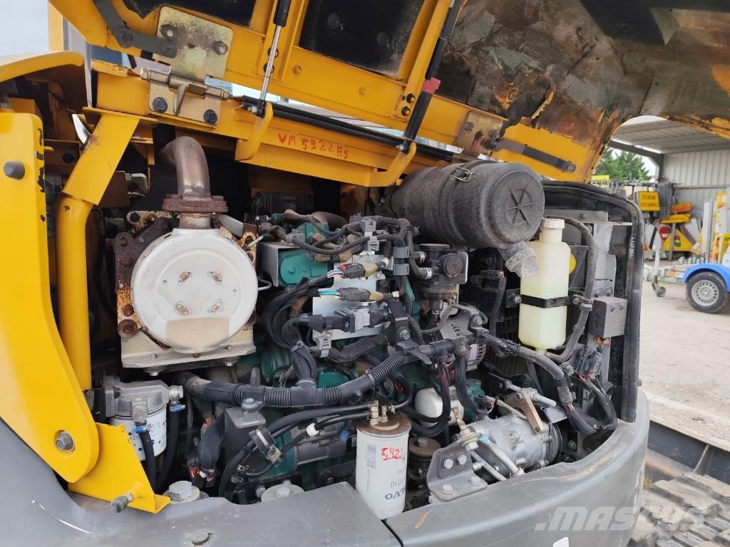 Volvo ECR 88 D 中型油圧ショベル 7ｔ-12ｔ（ユンボ・パワーショベル・バックホー）