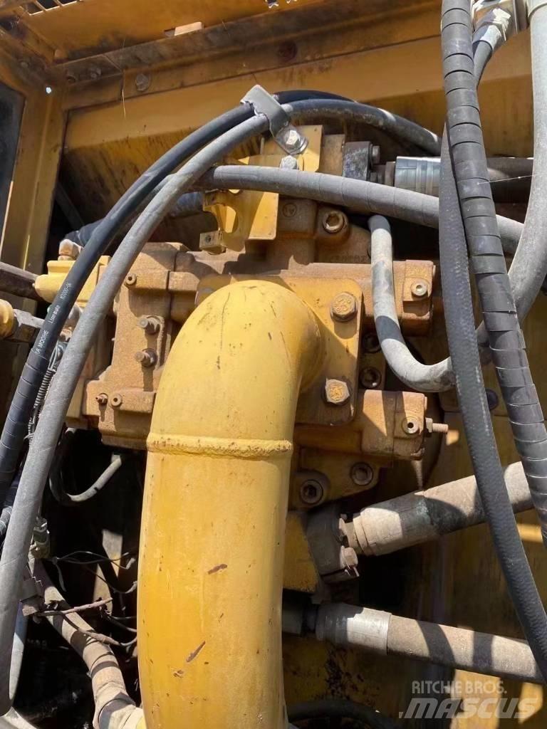 CAT 336 大型油圧ショベル12t以上（パワーショベル・ユンボ）