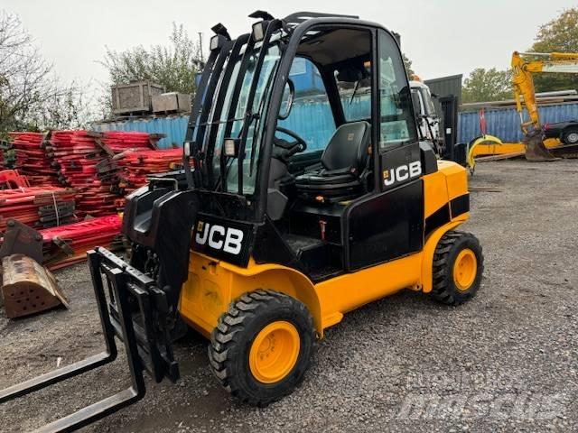 JCB T 35 テレスコーピックハンドラー