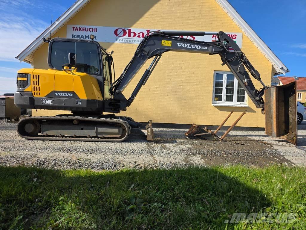 Volvo EC60E 中型油圧ショベル 7ｔ-12ｔ（ユンボ・パワーショベル・バックホー）