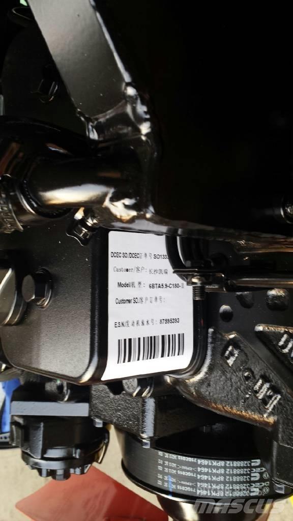 Cummins 6BTA5.9-C180 エンジン