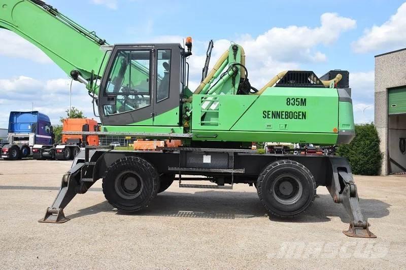Sennebogen 835M ホイール式油圧ショベル（パワーショベル・ユンボ・バックホー）