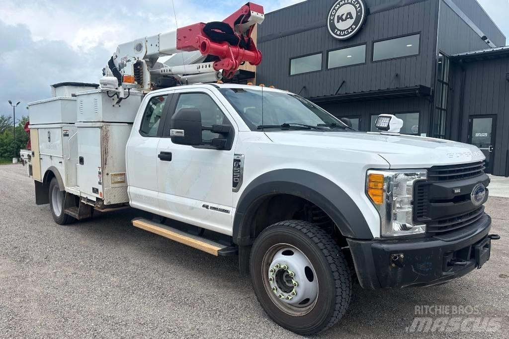 Ford F 550 XL SD トラック高所作業車