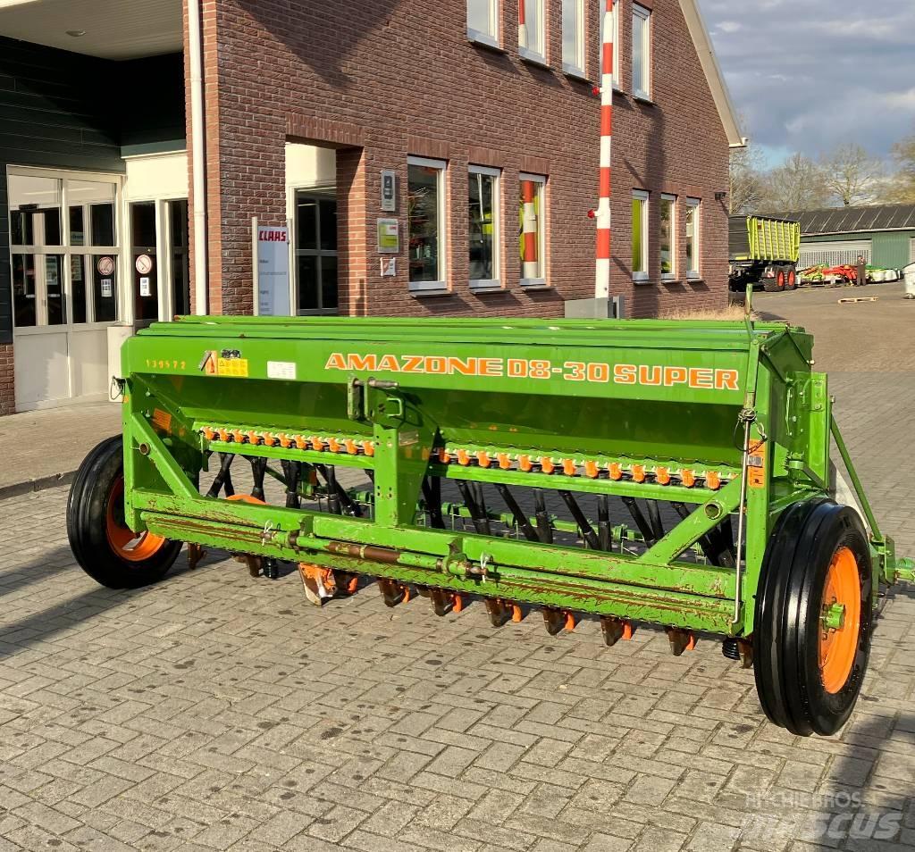 Amazone D8-30 Super ドリル