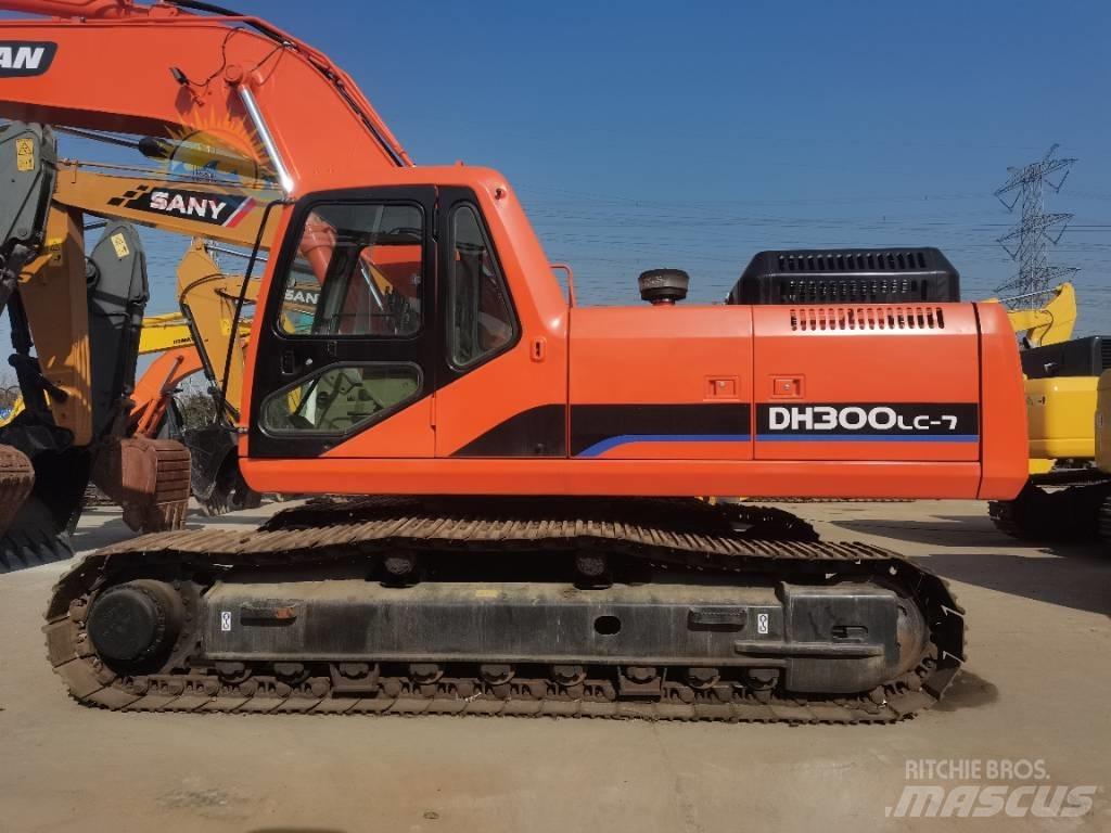 Doosan DH 300 LC-7 大型油圧ショベル12t以上（パワーショベル・ユンボ）