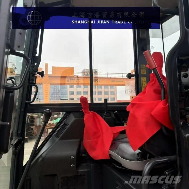 Komatsu PC 55 MR ミニ油圧ショベル 7t以下（ミニユンボ・ミニディガー）