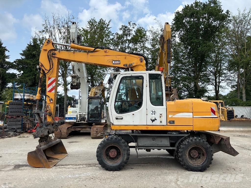 Liebherr A316 ホイール式油圧ショベル（パワーショベル・ユンボ・バックホー）