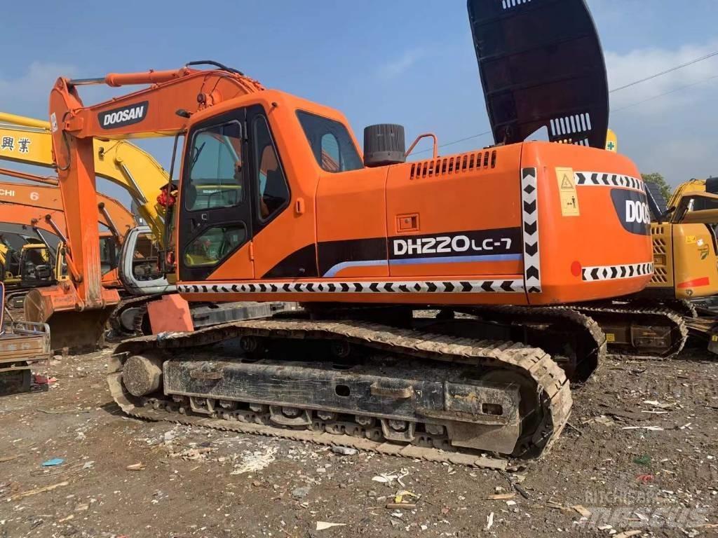 Doosan DH 220 大型油圧ショベル12t以上（パワーショベル・ユンボ）