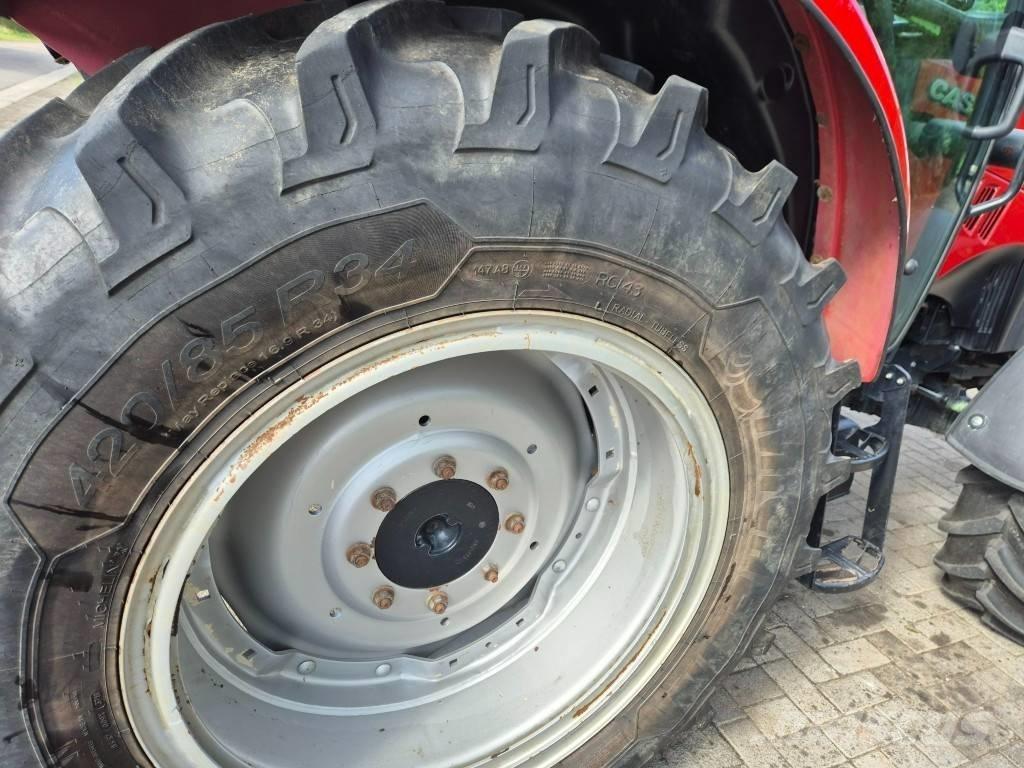 Case IH Farmall 85 C トラクター