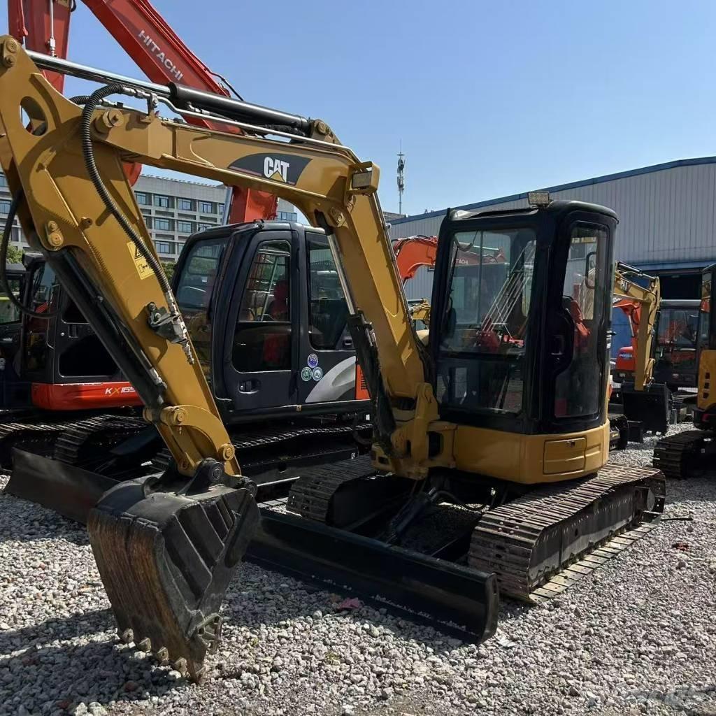CAT 305 CR 大型油圧ショベル12t以上（パワーショベル・ユンボ）