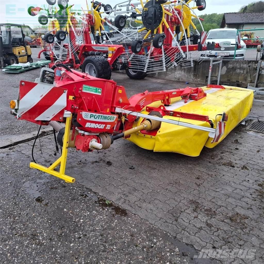 Pöttinger Mähwerk 芝刈り機