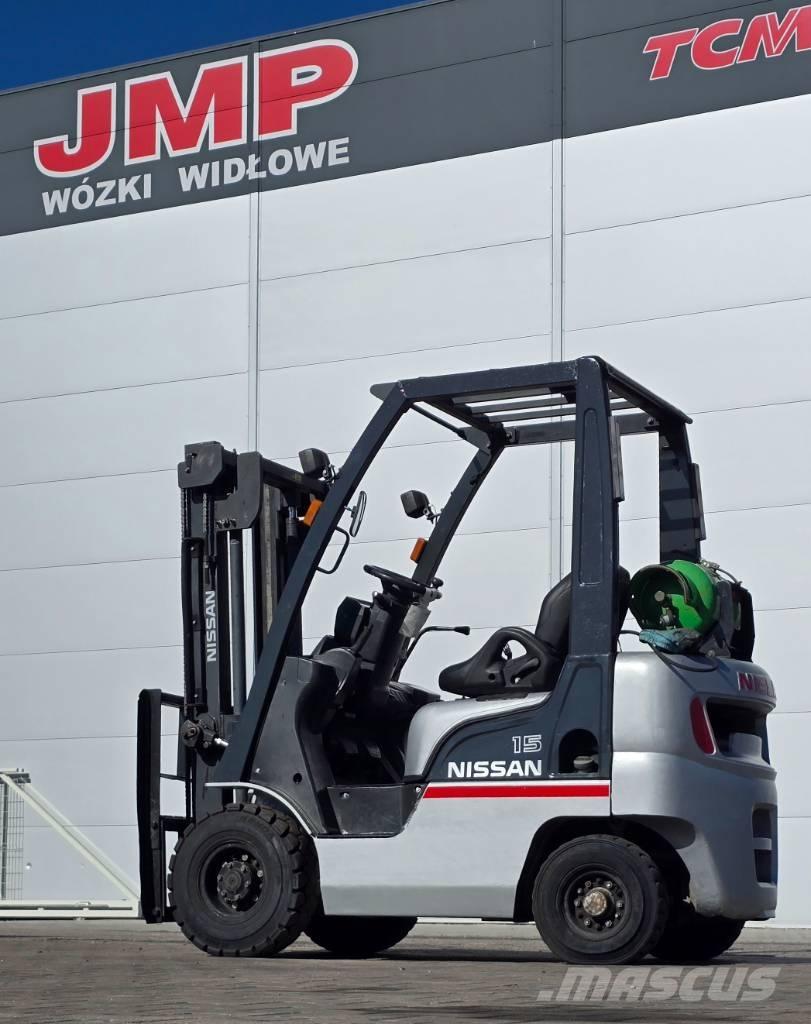 Nissan L01A15 LPGフォークリフト