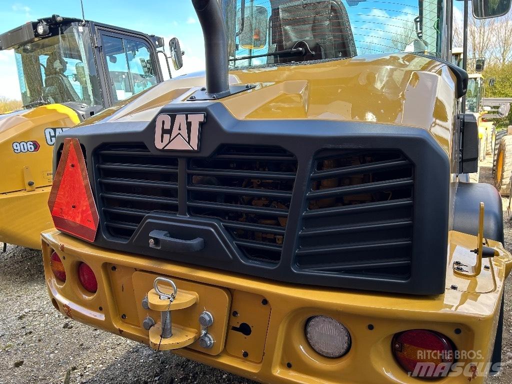 CAT 906 ホイールローダー・タイヤショベル