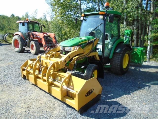 John Deere 4066 R トラクター