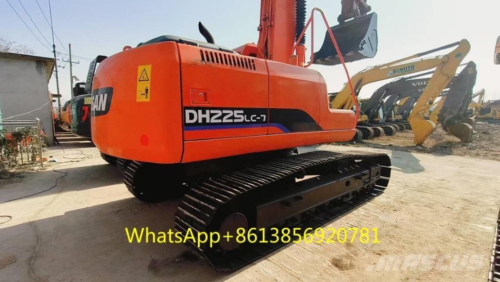 Doosan DH 225 LC-7 大型油圧ショベル12t以上（パワーショベル・ユンボ）
