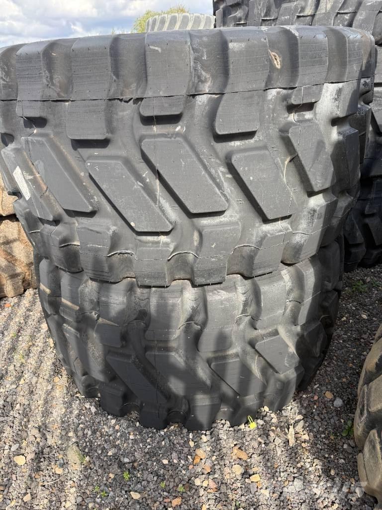 Goodyear 750/65R25 タイヤ、ホイル、リム