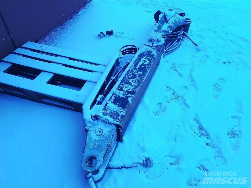 Komatsu 165F フォワーダクレーン