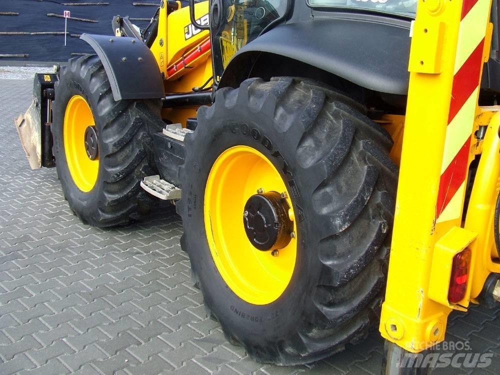 JCB 4CX バックホーローダー