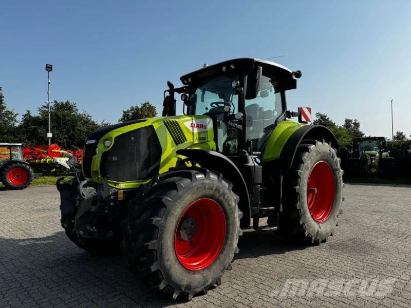 CLAAS AXION 810 トラクター