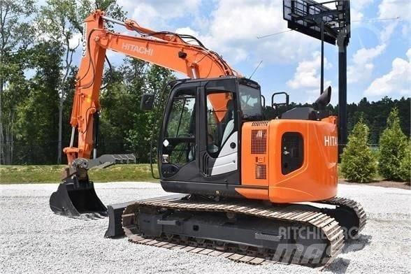 Hitachi ZX 135 大型油圧ショベル12t以上（パワーショベル・ユンボ）