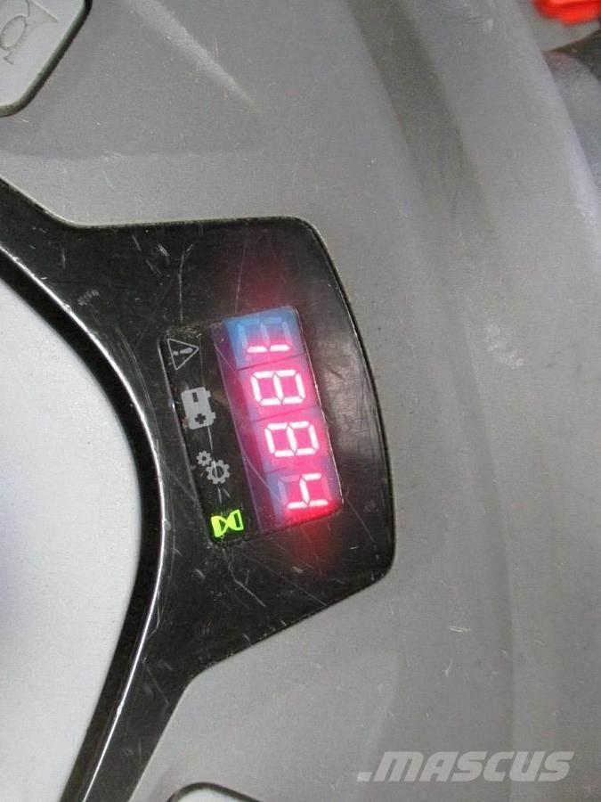 Toyota SPE 120L ウォーキンフォークリフト