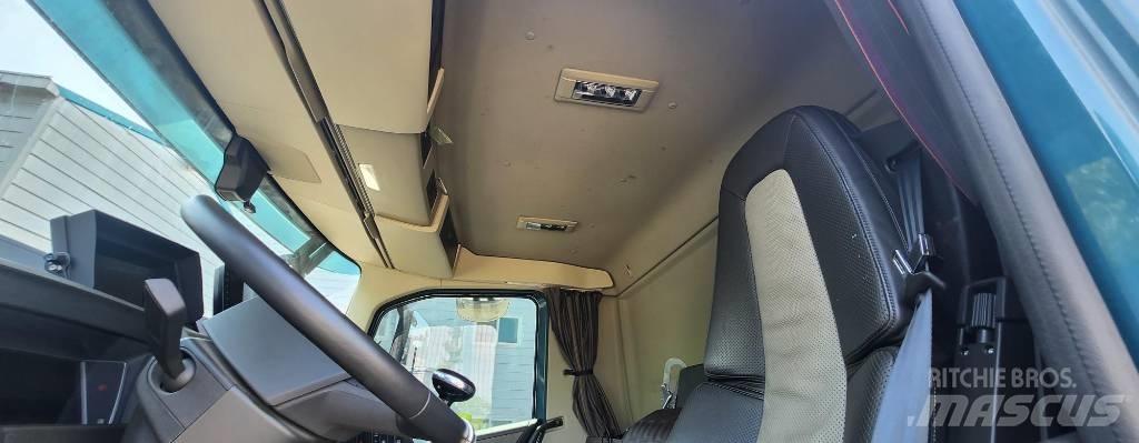 Horyong SKY600 トラック高所作業車